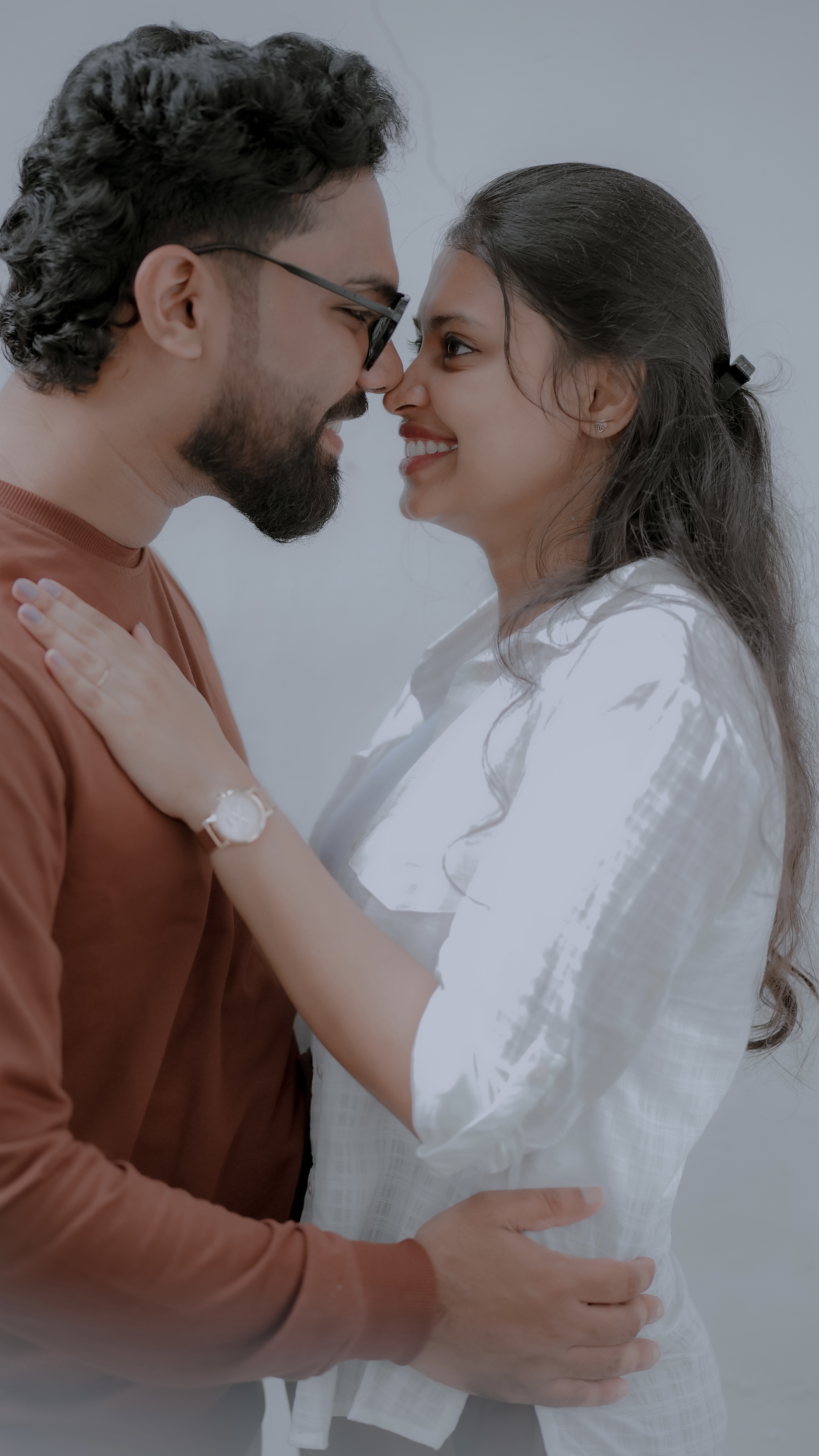 Joyful embrace, face to face